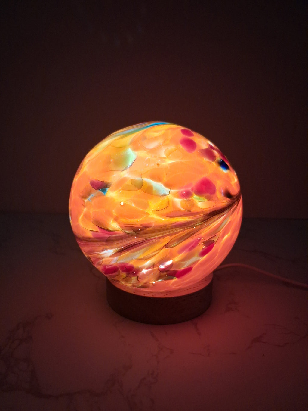 Rękodzieło lampka szklana nocna LED Kula Rose Planet 12 cm