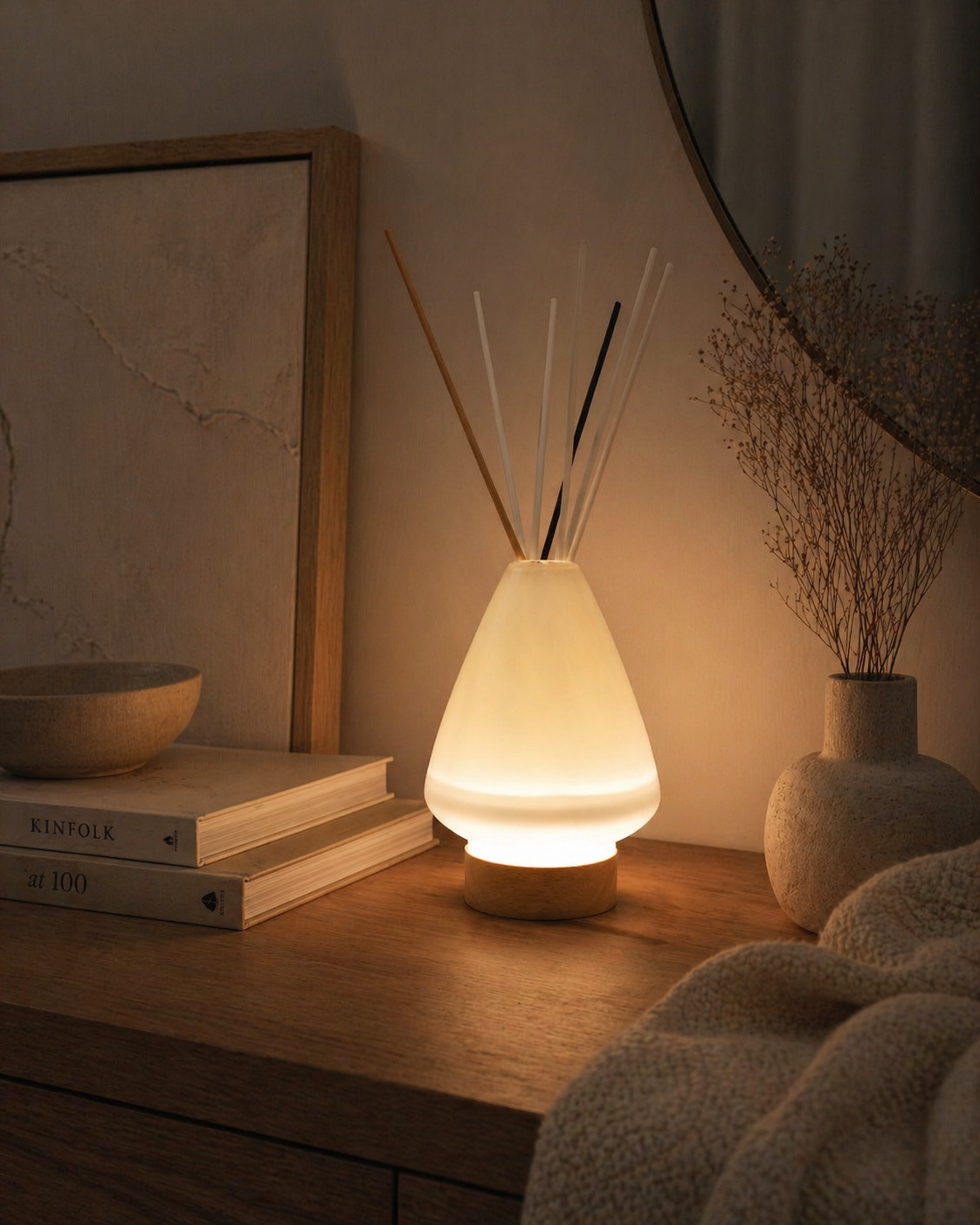 Rękodzieło szklany dyfuzor LED Biel Art Deco lampka USB 12 cm