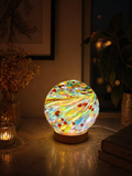 Rękodzieło lampka szklana nocna LED Tęczowa Kula 12 cm