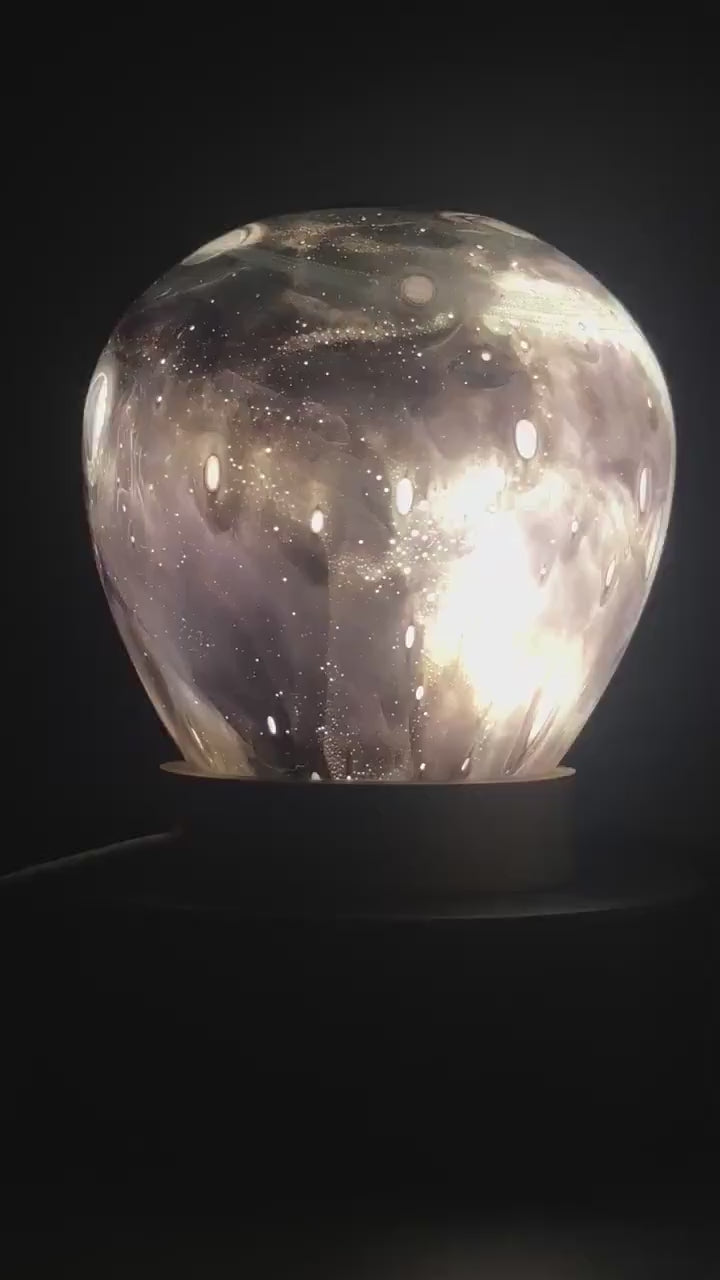 Ręcznie wykonana lampka ze szkła LED lampka nocna  12 cm Galaxy Luna